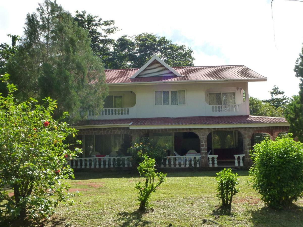 Chez Muriel อังส์ วอลแบร์ วิลเลจ ภายนอก รูปภาพ